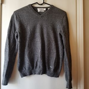 V-nexk sweater